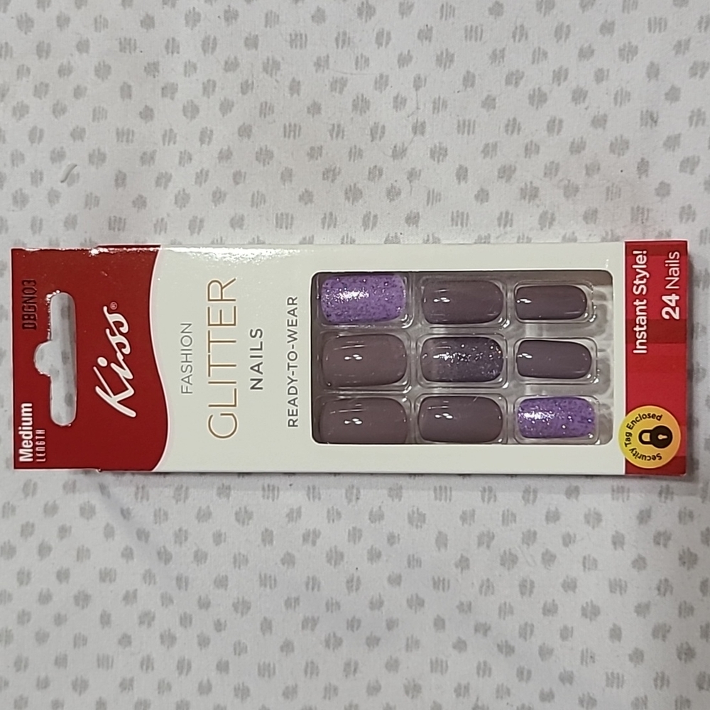KISS Press on Nails Purple Mauve Medium Length Fashion Glitter "Tweet Emoti"